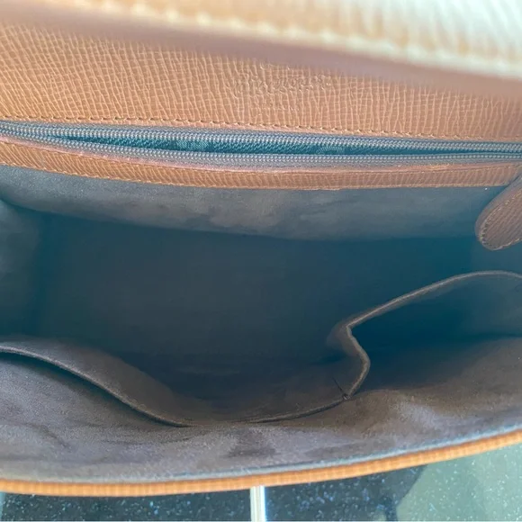 Biscuter Barcelona Leather Handbag - Picture 12 of 16